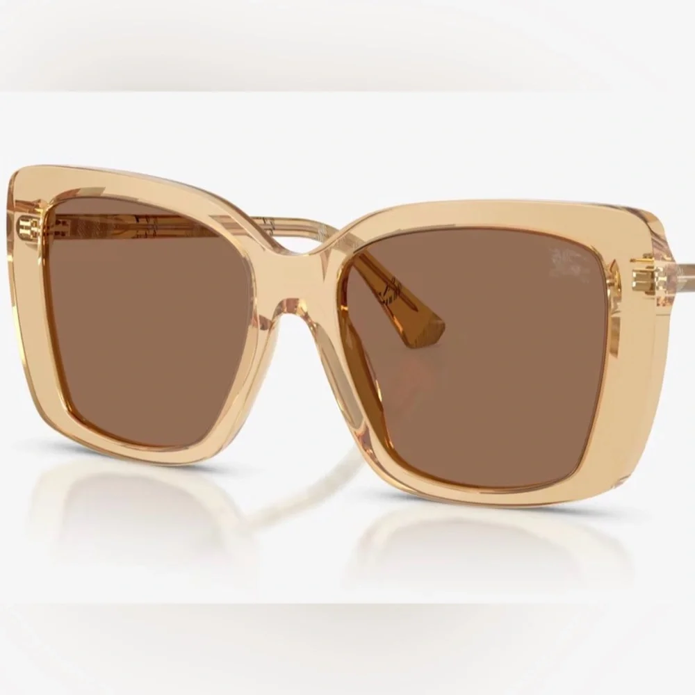 Burberry Women’s Sunglasses - Picture 5 of 7